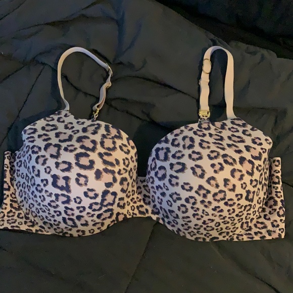Victoria’s Secret incredible lined Demi bra
